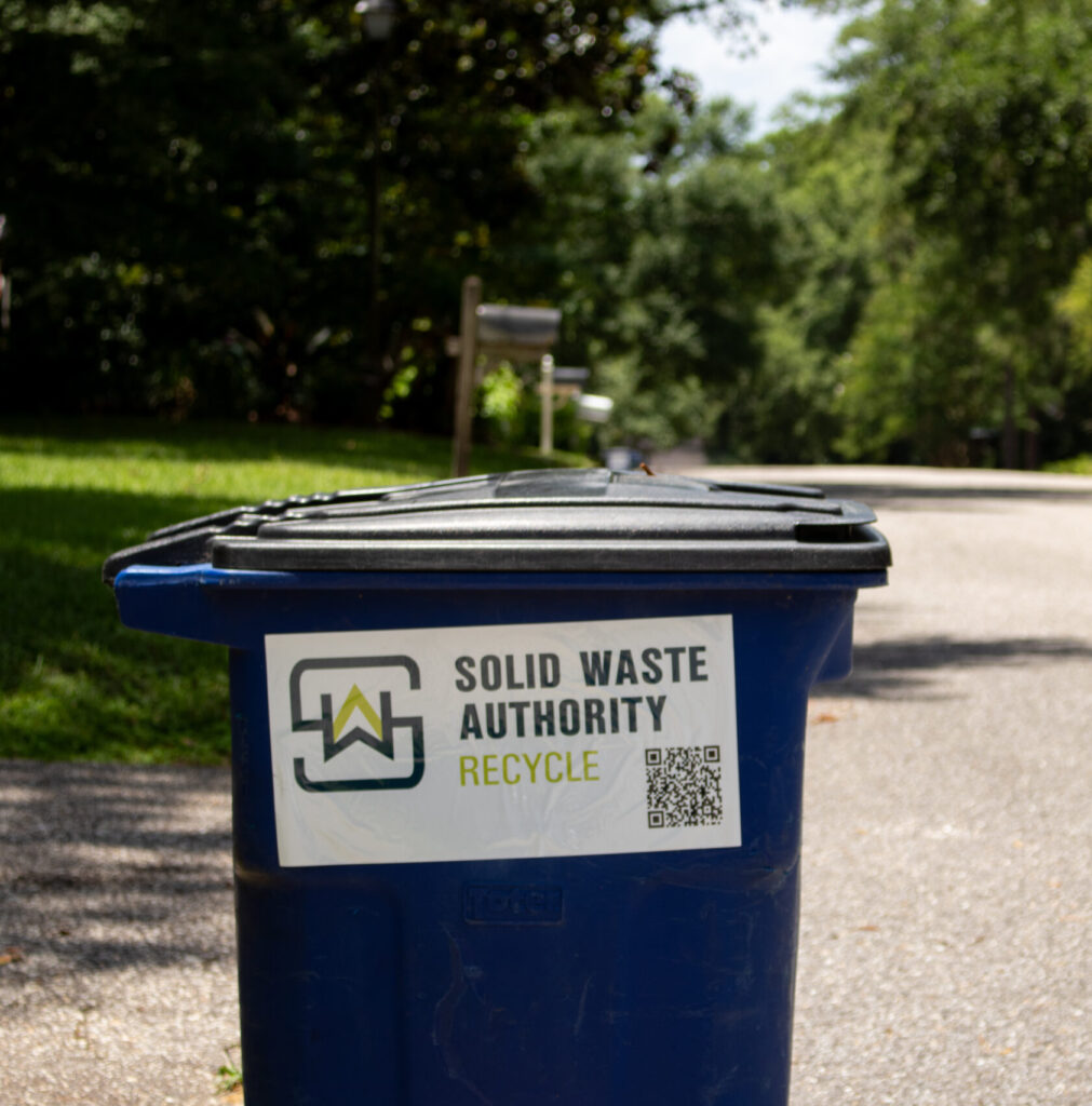 Curbside can